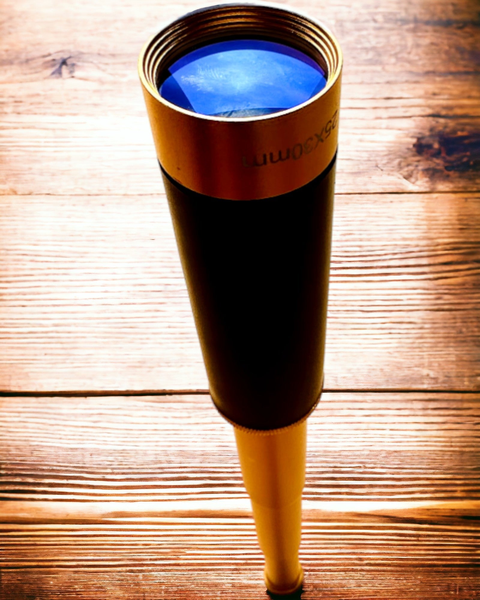 Lunetă Monoculară Explorer 25x30 - Telescop Portabil, Pliabil de Mână, posibilitate de personalizare cu gravură