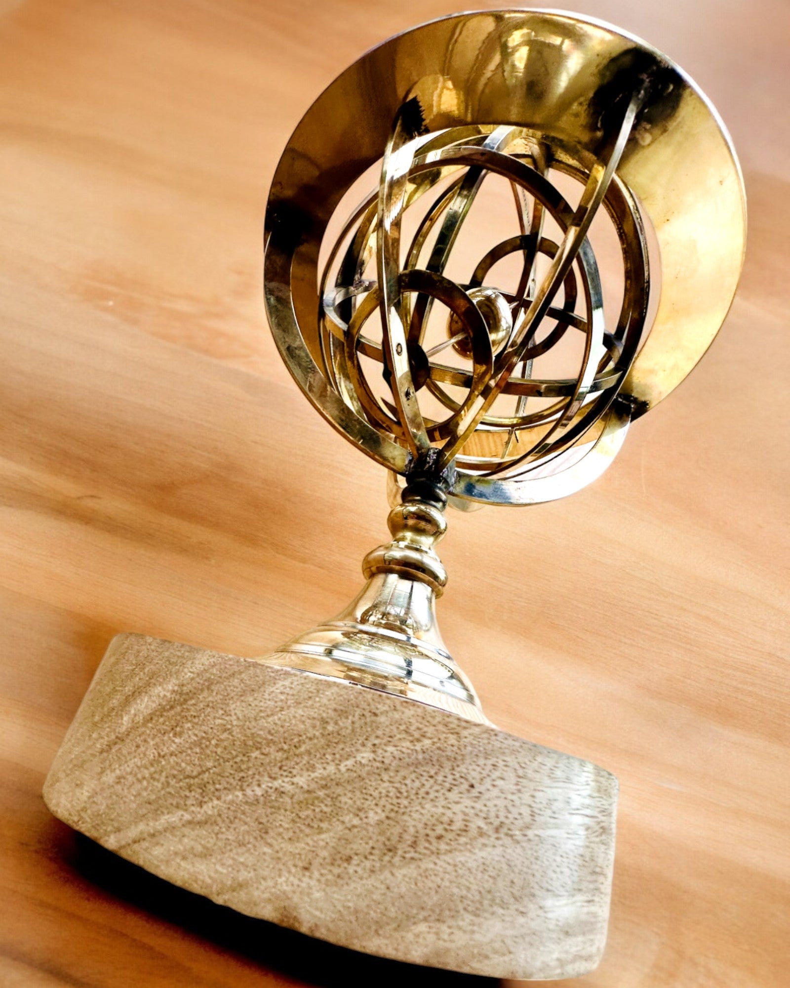 Astrolabium Artis - Realizat Manual cu Opțiune de Gravare, decorațiune pentru birou, premium