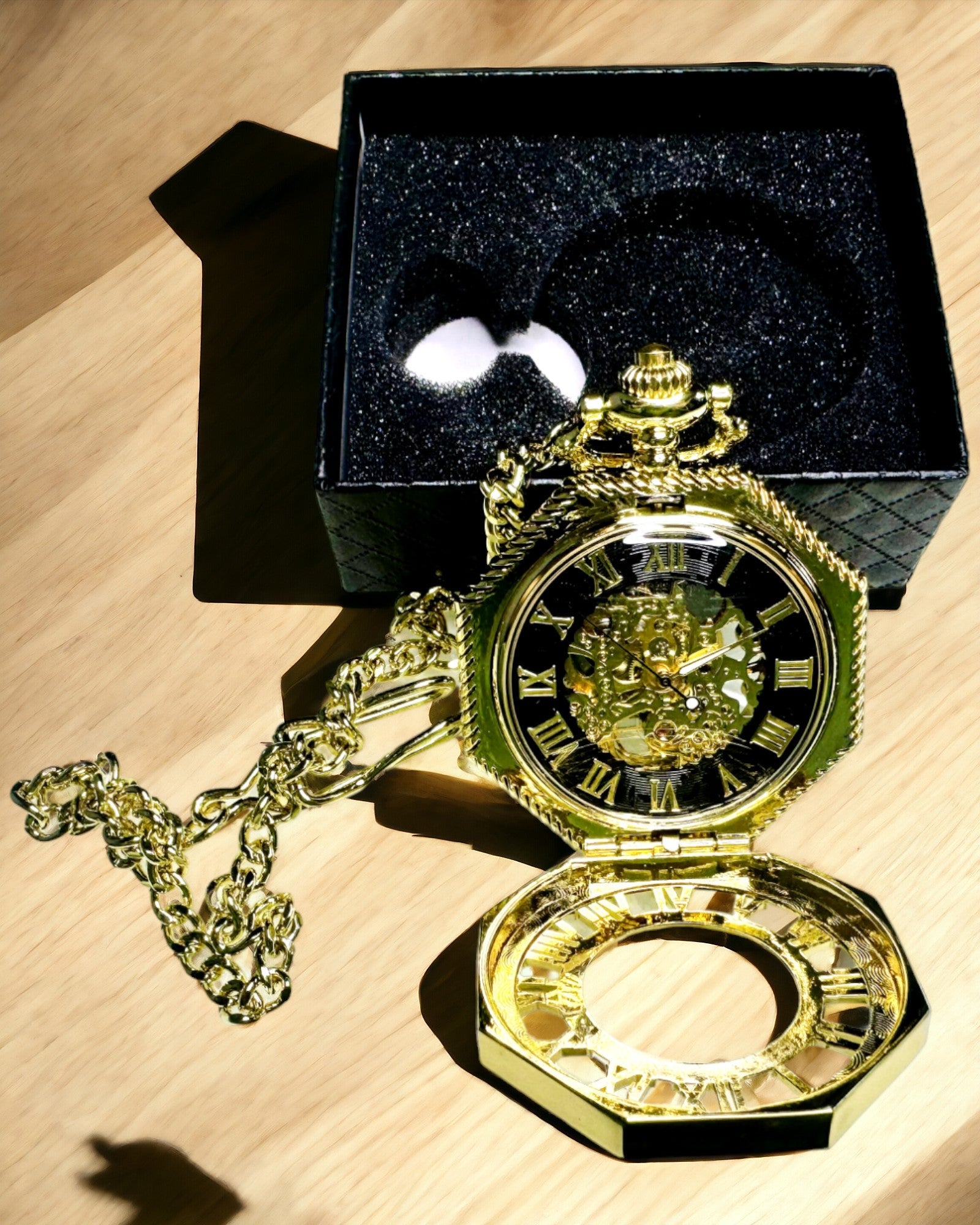 Ceas de Buzunar Exclusivist în Stil Steampunk cu Mecanism Vizibil pe Cadran - Eleganță Clasică
