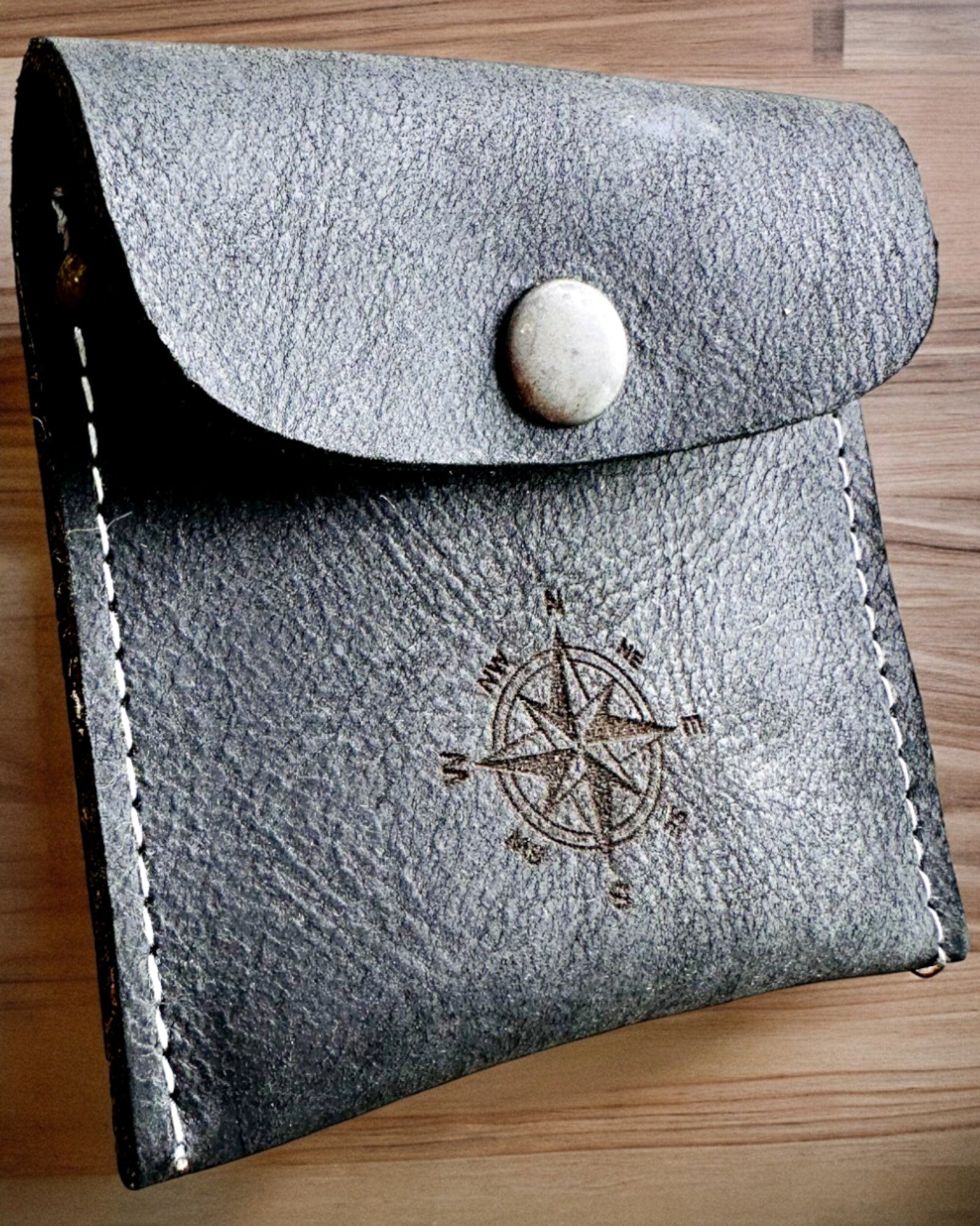 Etui pentru ceas de buzunar sau busolă Călător - posibilitate de personalizare cu gravură