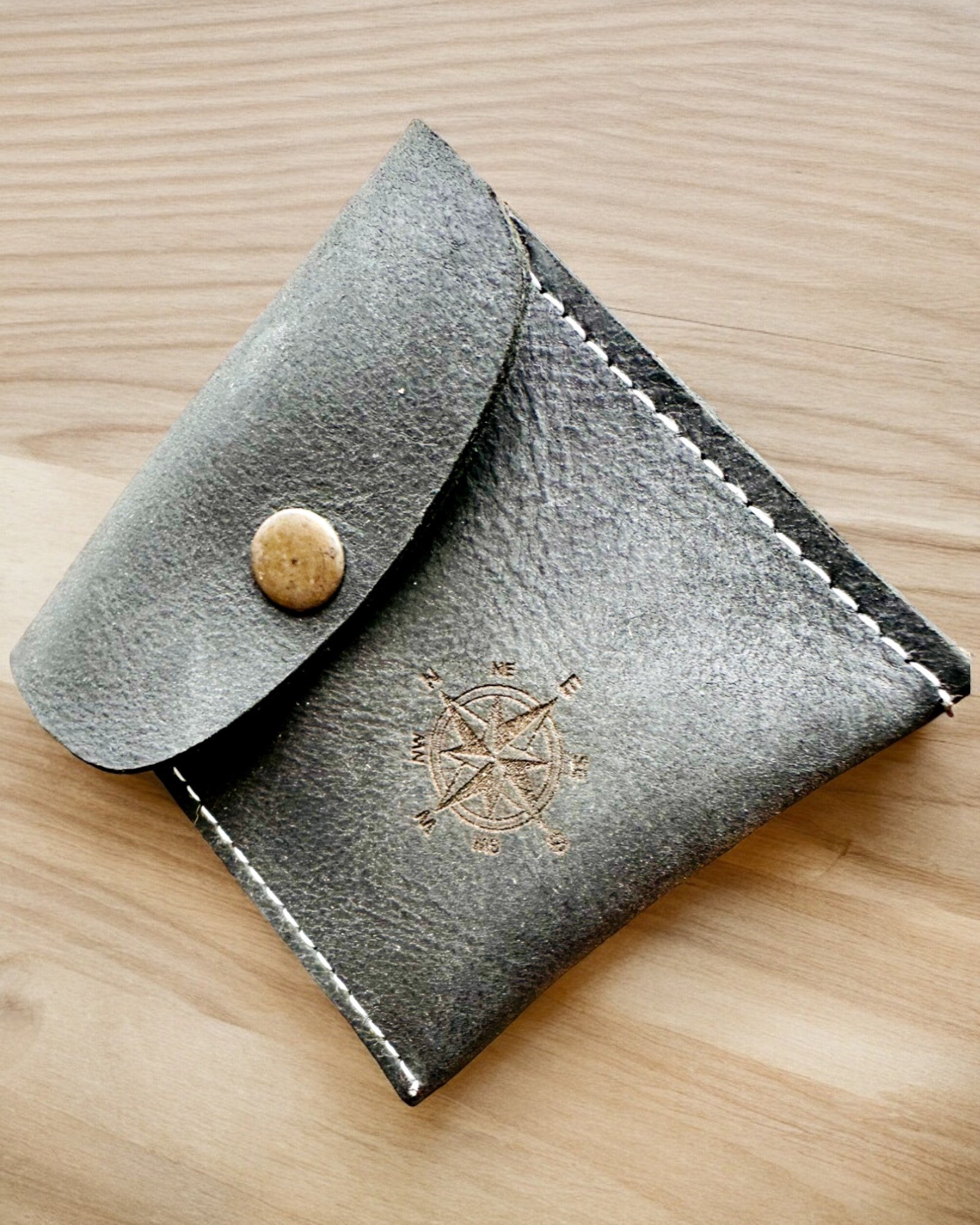 Etui pentru ceas de buzunar sau busolă Călător - posibilitate de personalizare cu gravură