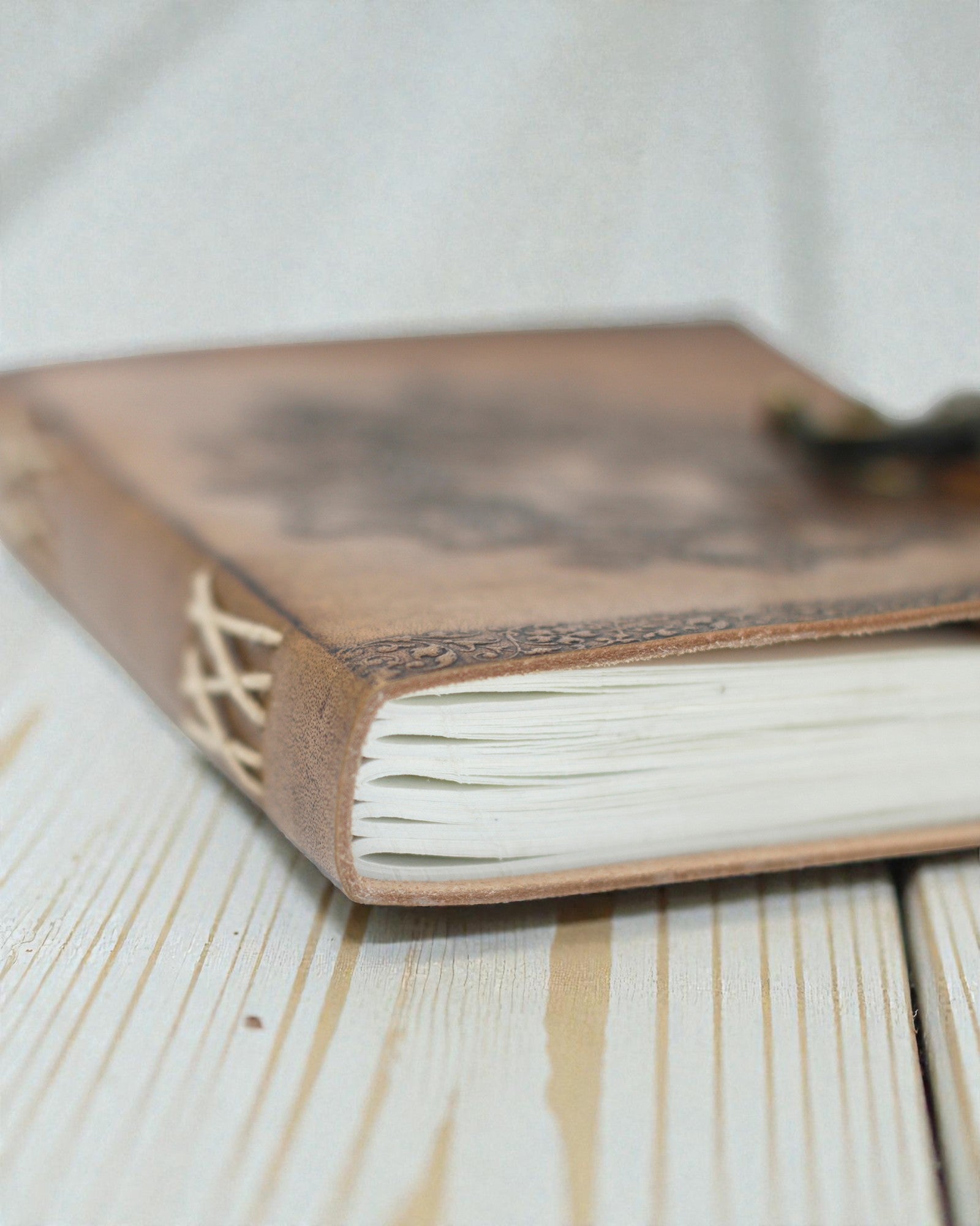 Sylva Spirit – Caiet de notițe din piele Greenman cu închizătoare metalică