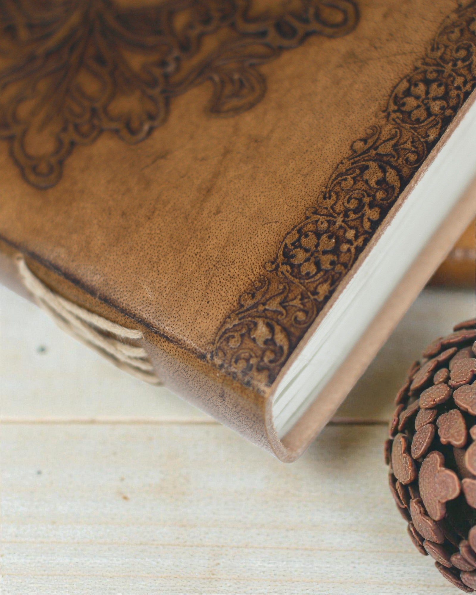 Sylva Spirit – Caiet de notițe din piele Greenman cu închizătoare metalică