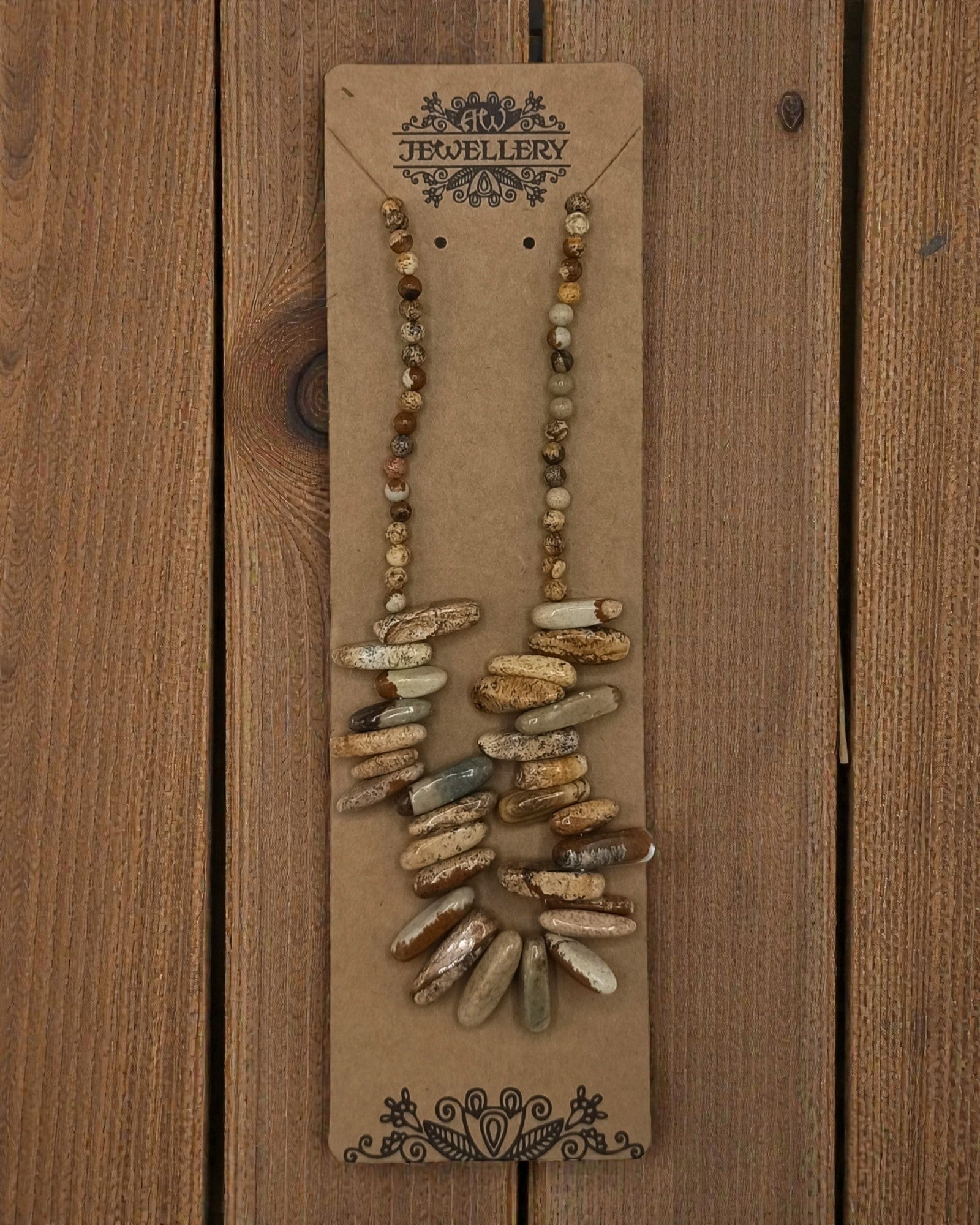 Colier cu piatră prețioasă Longstone – piatră-hartă