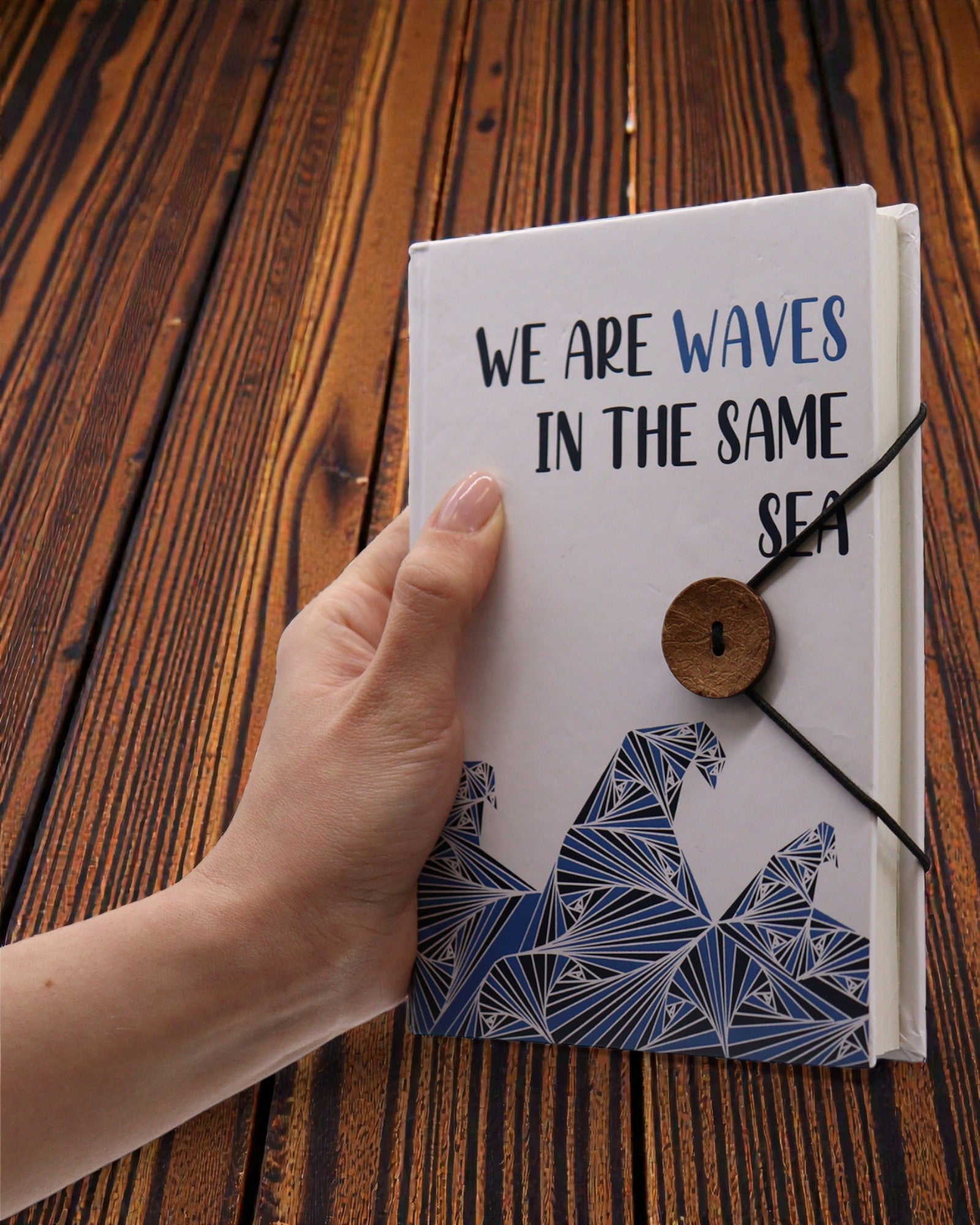 Leaves Together – mic caiet de notițe cu bandă și nasture de cocos 18 × 12,5 cm, 200 de pagini