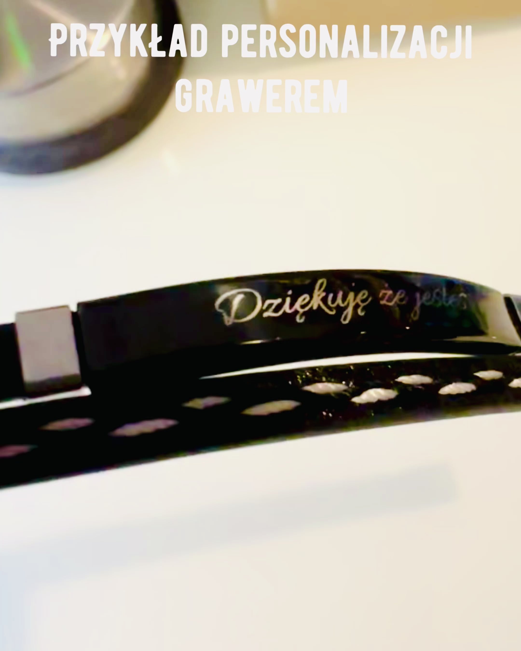 Brățară Sport din Piele PU și Oțel Inoxidabil cu Posibilitate de Gravare – 3 Culori