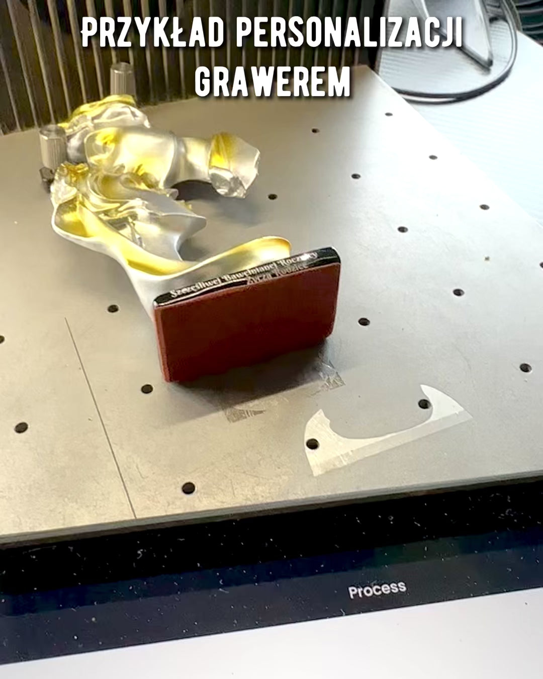 Figurină "Eleganță în Piatră" culoare argintie - Decorativă cu Opțiune de Gravare, 2 dimensiuni la alegere