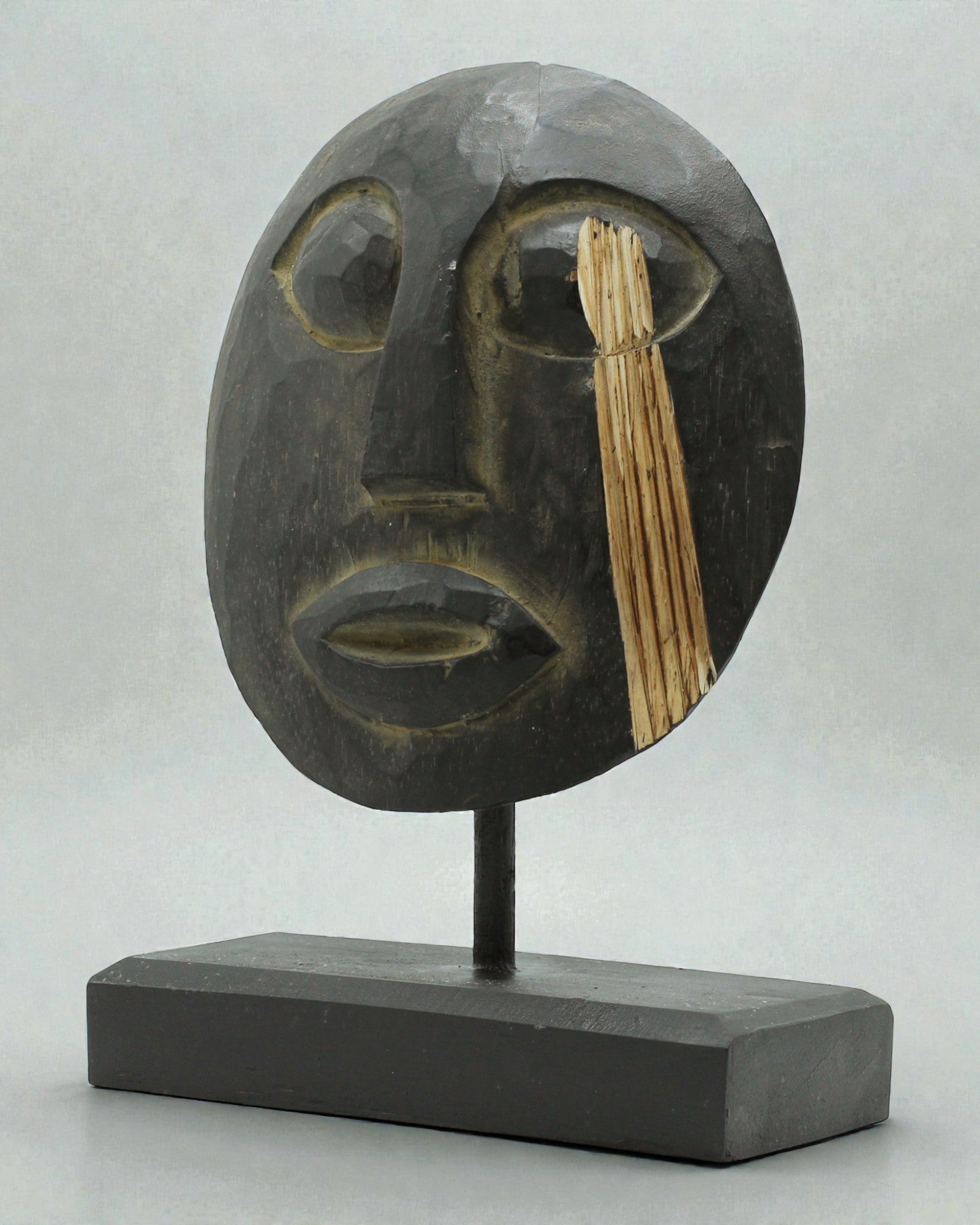 Mască timoreză Gardianul Strămoșilor 27x20 cm – Neagră