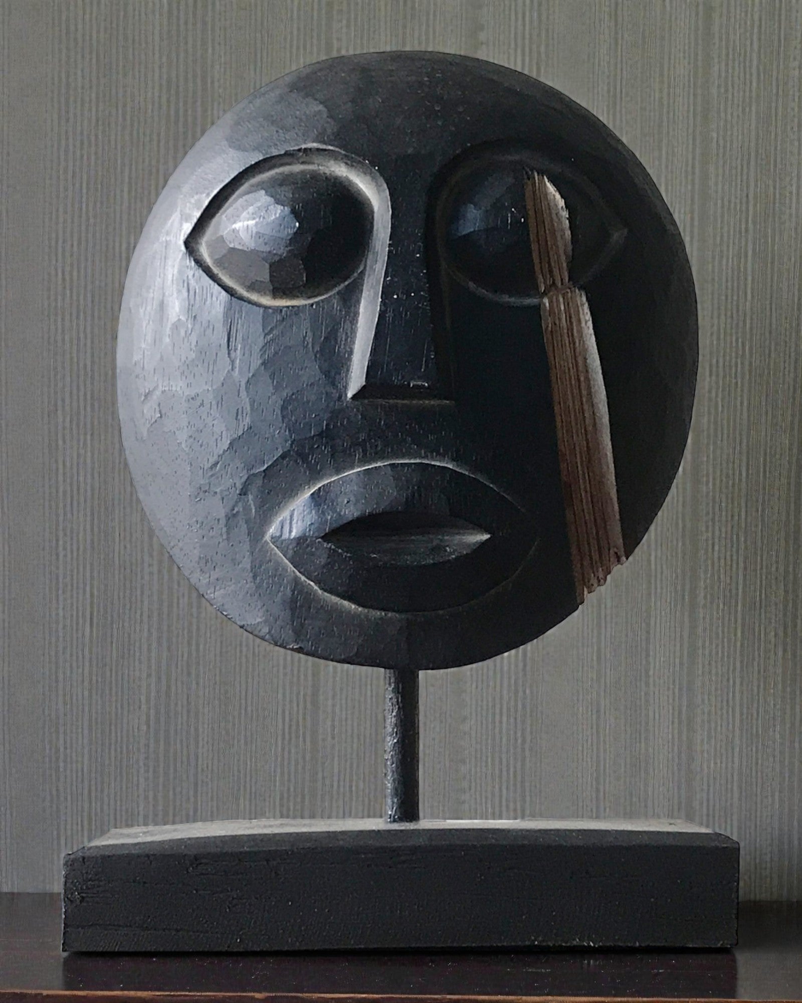 Mască timoreză Gardianul Strămoșilor 27x20 cm – Neagră