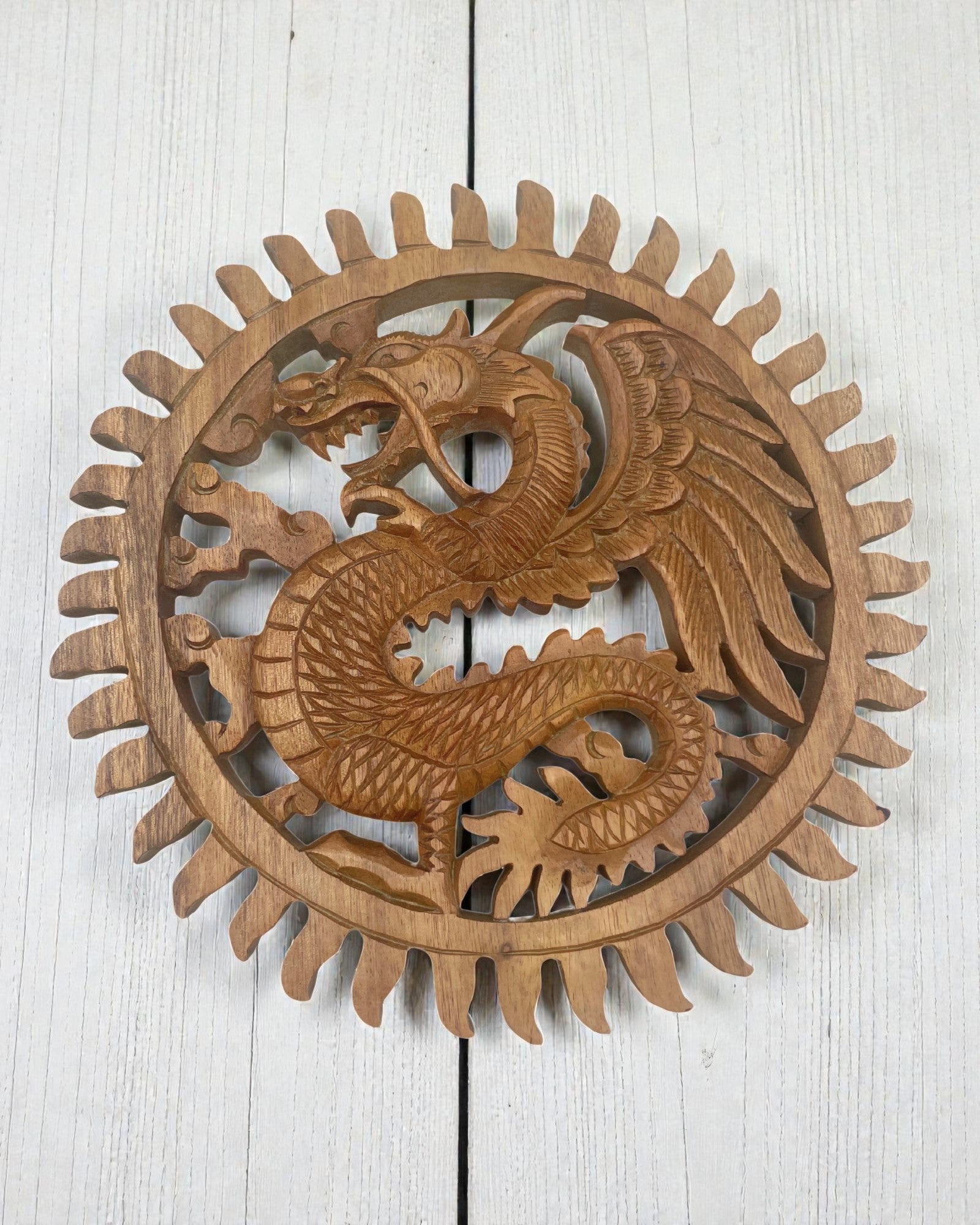 Panou Decorativ pentru Perete – Dragonul Solar 30 cm