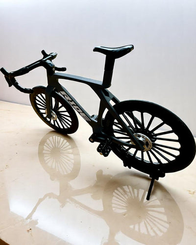 Mini Rower „Speedster” – model kolekcjonerski z opcją grawerowania, 2 warianty do wyboru