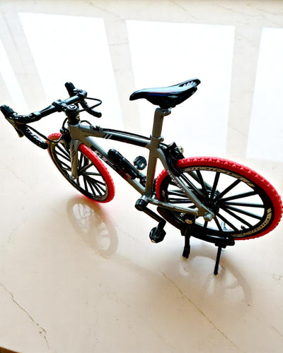 Mini Rower „Speedster” – model kolekcjonerski z opcją grawerowania, 2 warianty do wyboru