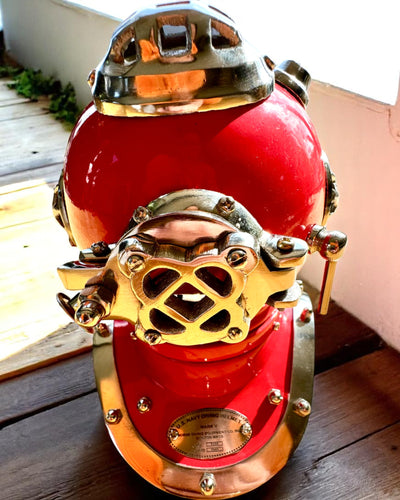 Hełm Odkrywcy Głębin - Edycja Kolekcjonerska z Możliwością Grawerowania, 35 cm, prezent dla strażaka lub nurka