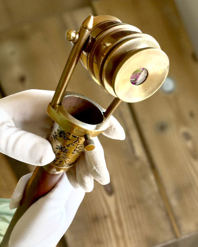 Laska Nawigator 2.0 z kompasem i ukrytą lunetą, możliwość personalizowania grawerem na prezent