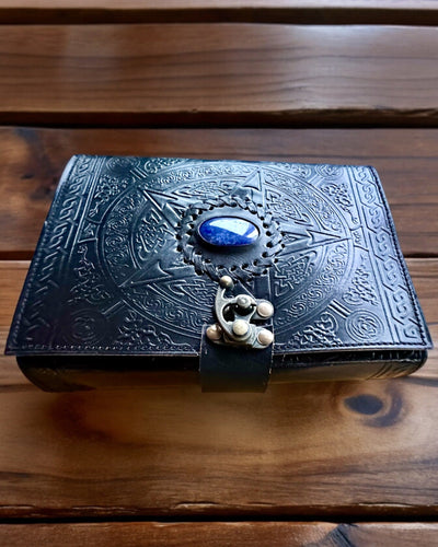 Jurnal Premium, Model Antic, Caiet din Piele „Cronica Magică” 200 de pagini, 2 variante disponibile, personalizare cu gravură