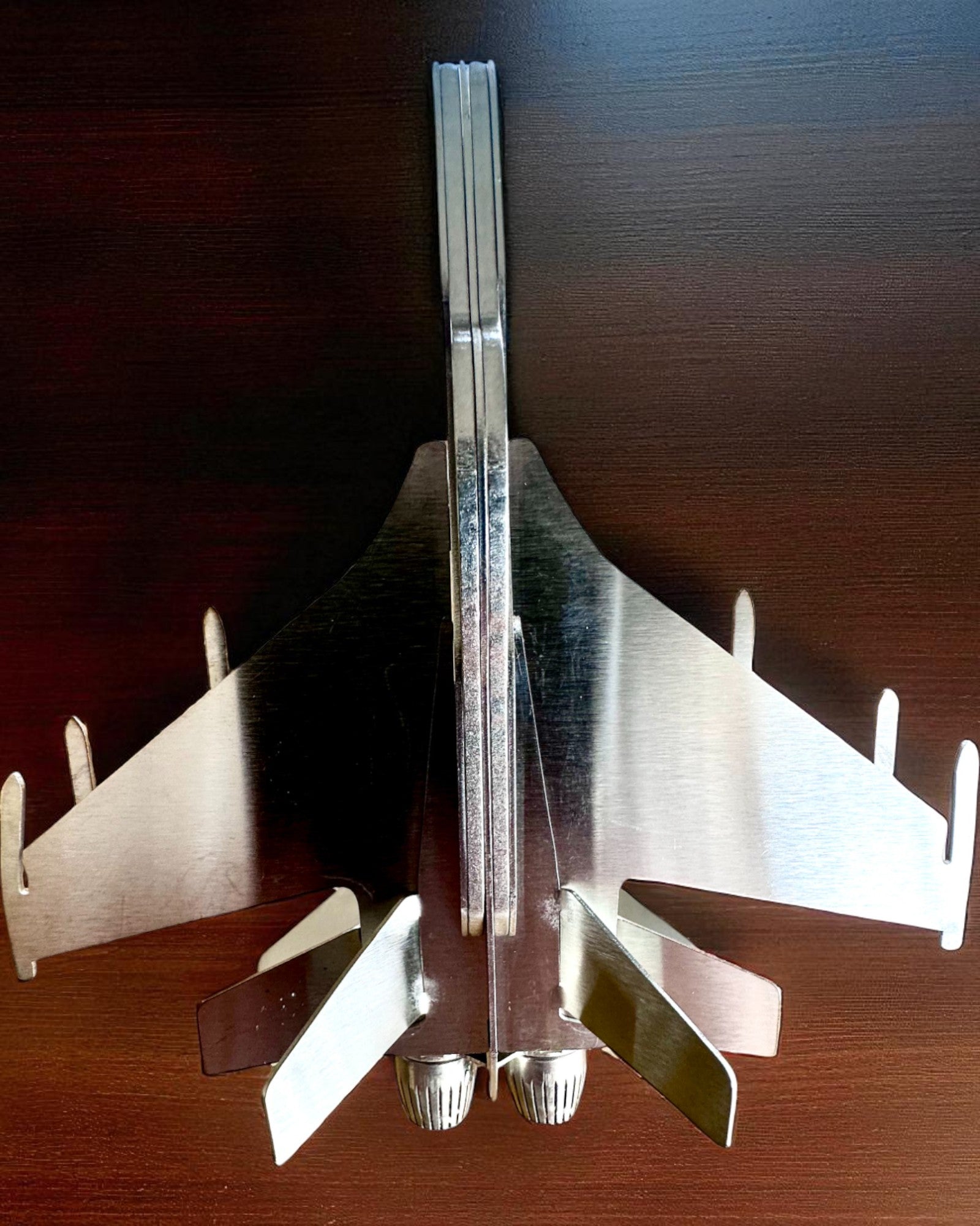 Metalowy Model Myśliwca „SkyRaptor” – stal nierdzewna, personalizowany grawer na prezent