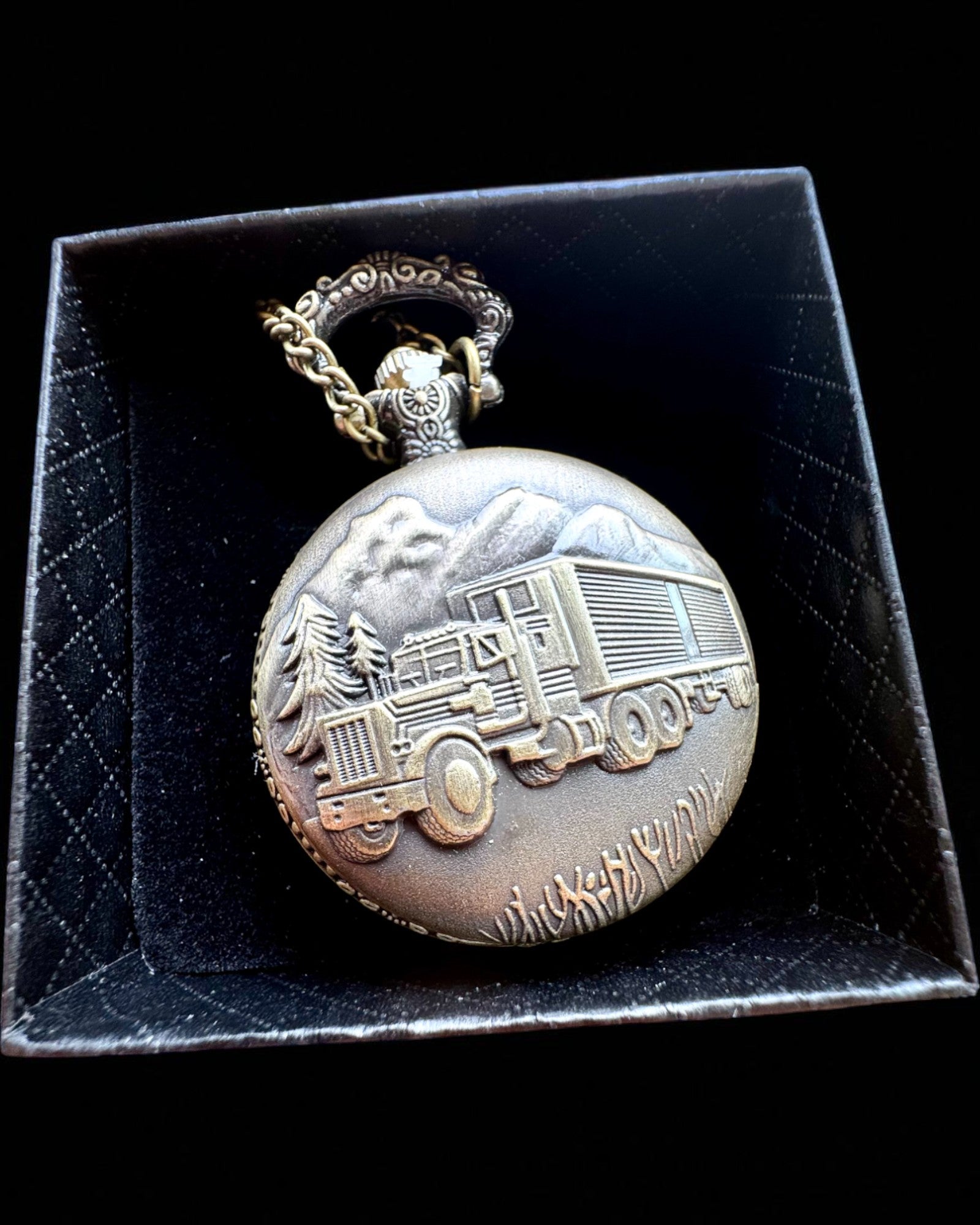 Ceas de Buzunar „Road King” – cu motiv de Camion, cu gravură, pentru cadou