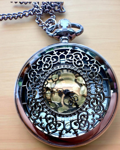 Ceas de buzunar negru „Midnight Elegance”, personalizare pentru cadou cu gravură