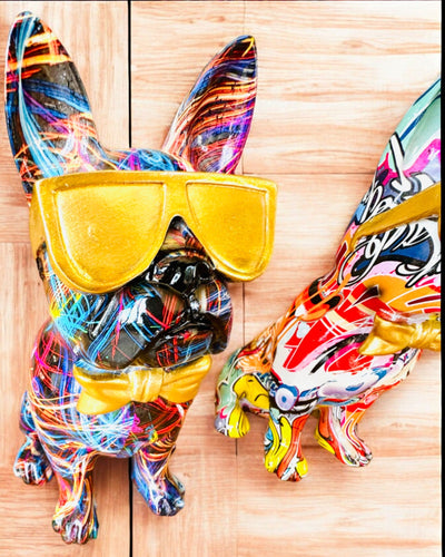 Bulldog Colorat cu Ochelari - Decorațiune Interioară Unică, figurină decorativă pentru cadou, personalizare cu gravură