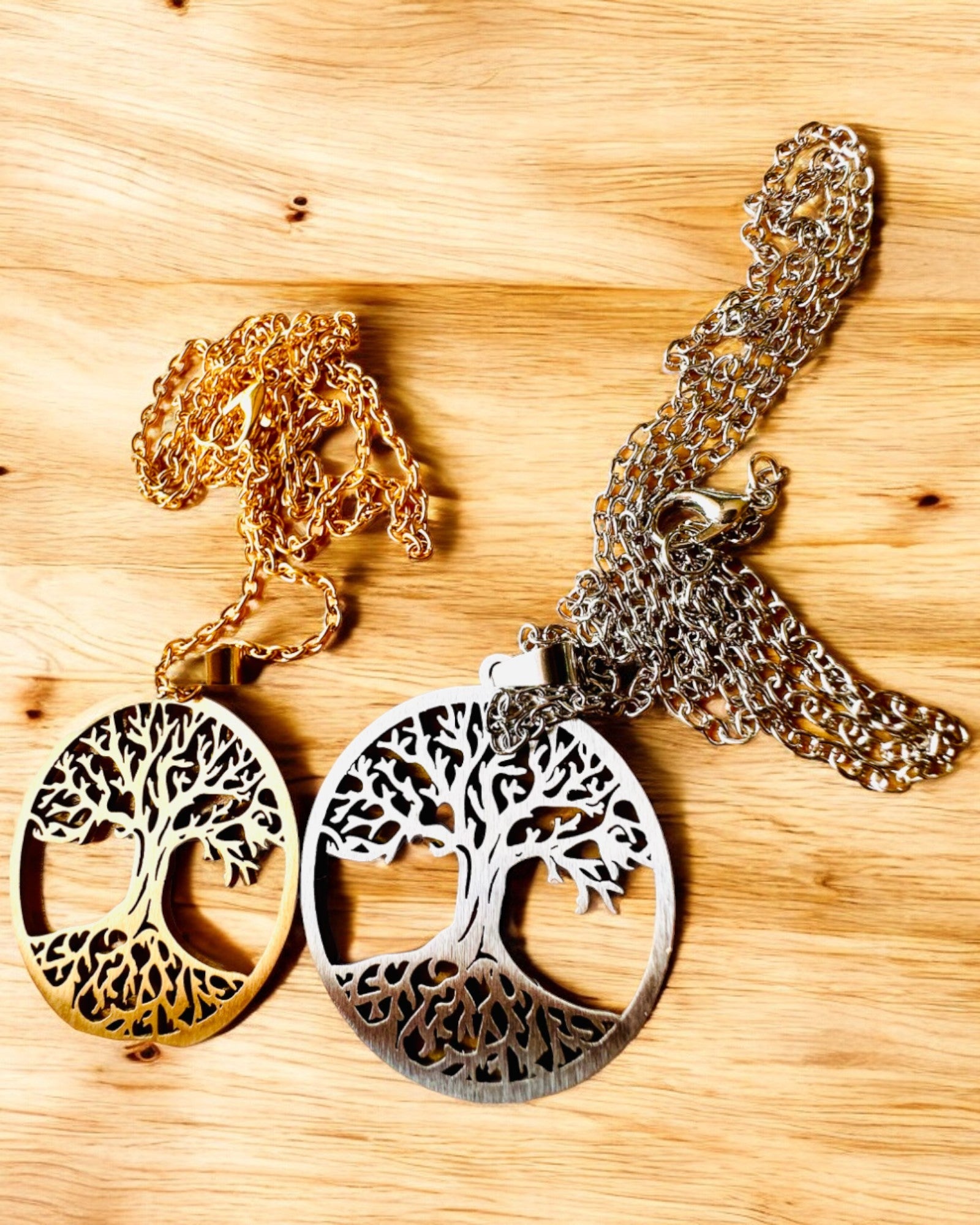 Colier "Arborele Vieții" din Oțel Inoxidabil - personalizare cu gravură, 2 variante de culoare