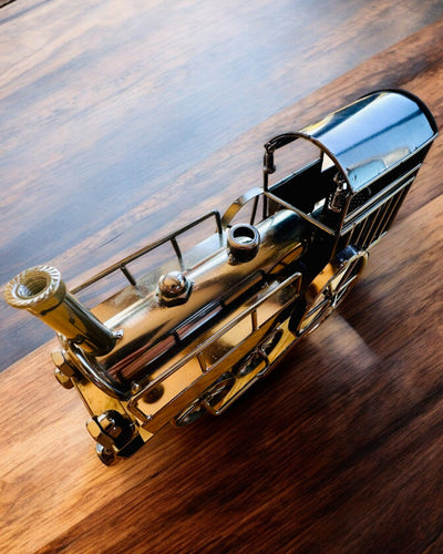 Locomotivă din fier „Retro Express” – decorațiune, model, realizată manual cu posibilitatea de gravare pentru cadou