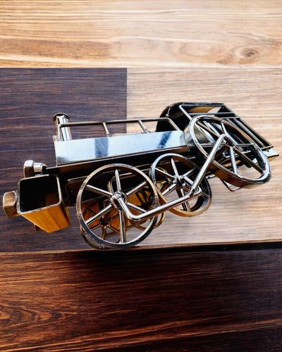 Locomotivă din fier „Retro Express” – decorațiune, model, realizată manual cu posibilitatea de gravare pentru cadou