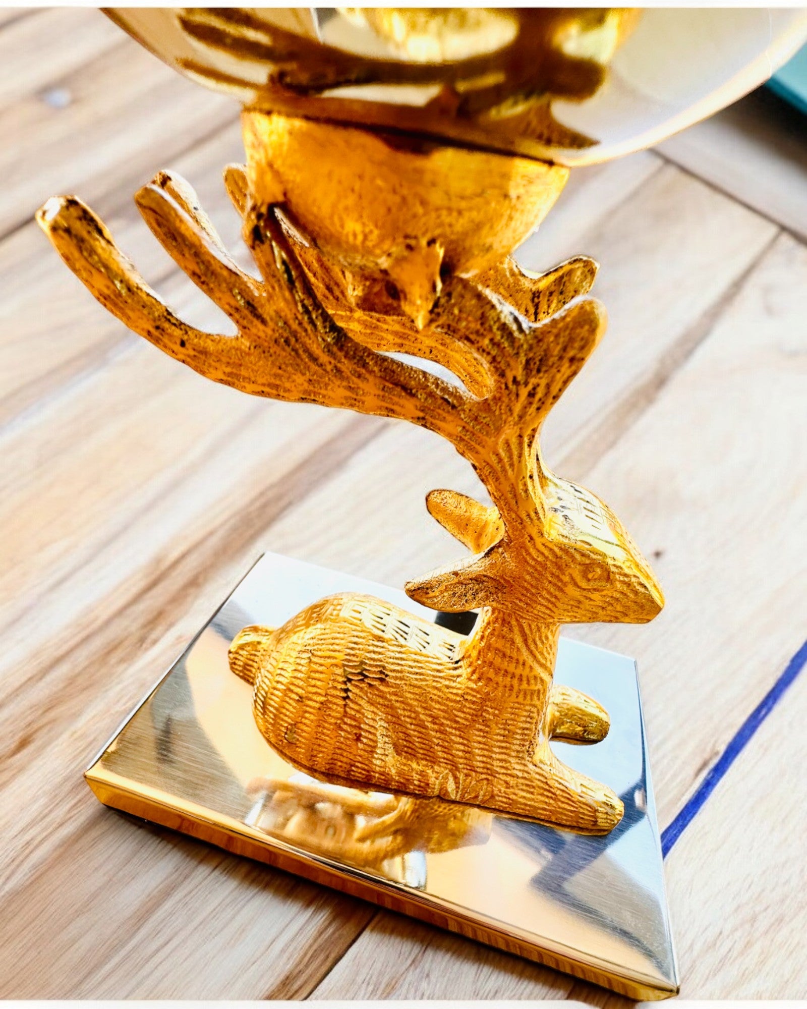 Bol decorativ „Trofeu de Cerb” – Artizanat din India, personalizare cu gravură
