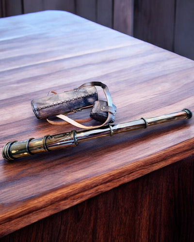 Lunetă Premium „Voyager” cu Lunetă Gravată și Etui din Piele Naturală, posibilitate de personalizare cu gravură pentru cadou