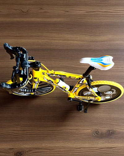 Model metalic miniatural Bicicletă de Colecție "Speed Rider 1.2" – personalizare cu gravură pentru cadou, 2 variante de culoare