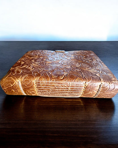 Notatnik din piele vintage „Floralis” – manual embosat, 400 de pagini, posibilitate de gravare, 2 variante