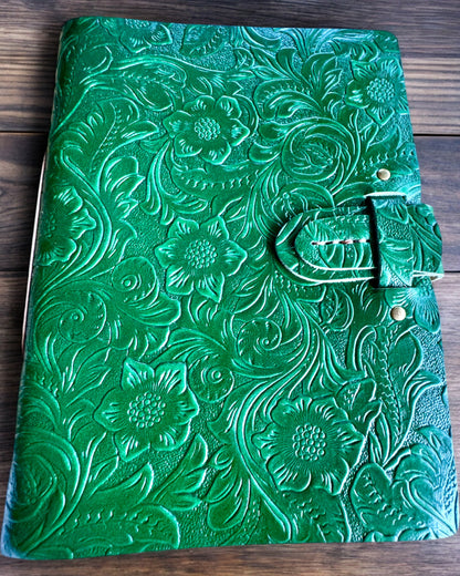 Notatnik din piele vintage „Floralis” – manual embosat, 400 de pagini, posibilitate de gravare, 2 variante