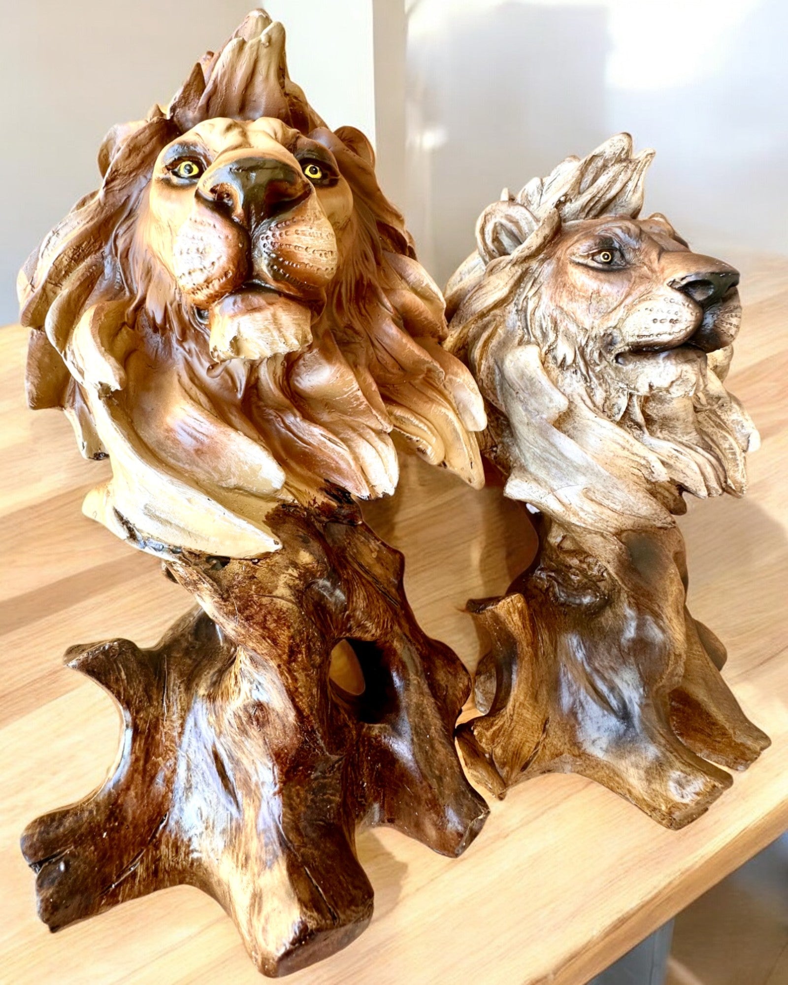 "Lwia Odwaga" - Figurină din rășină, 28 cm înălțime, cu opțiune de gravare pentru cadou
