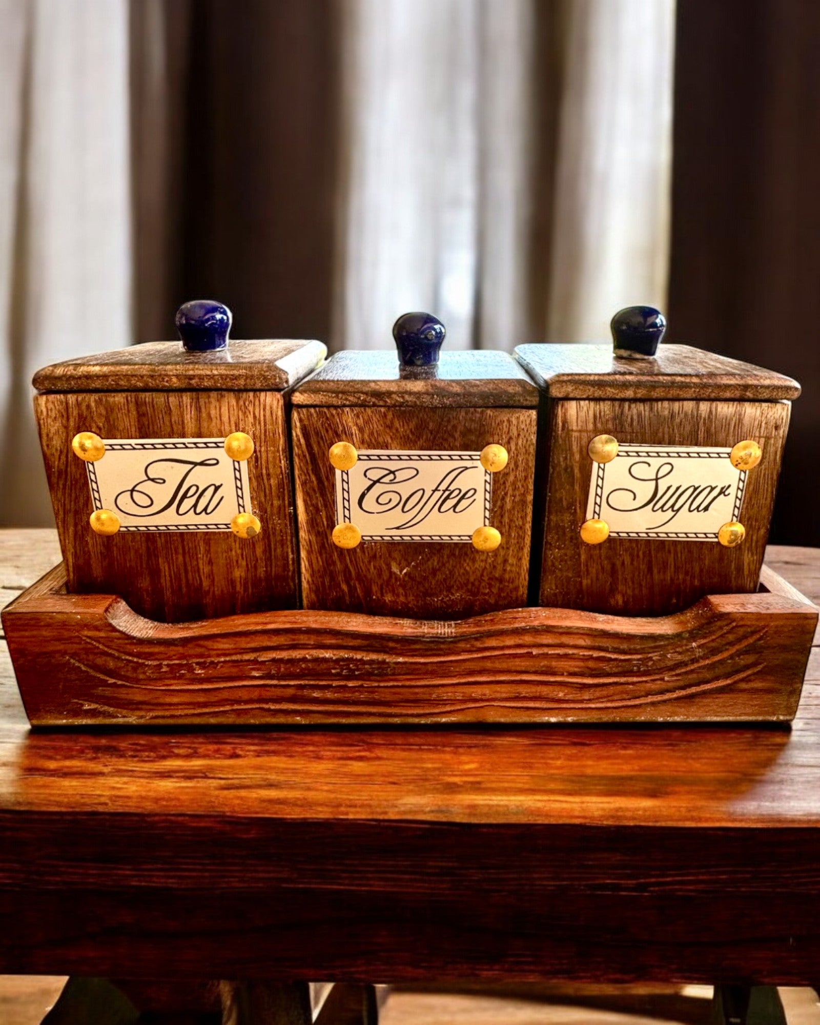 Set Royal Trio – Ceai, Cafea, Zahăr din lemn Shisham, lucrat manual, cu opțiune de gravare pentru cadou