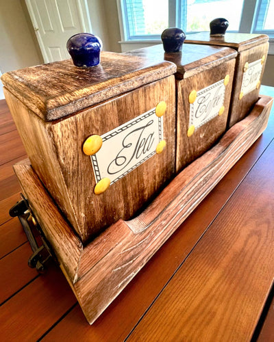 Set Royal Trio – Ceai, Cafea, Zahăr din lemn Shisham, lucrat manual, cu opțiune de gravare pentru cadou