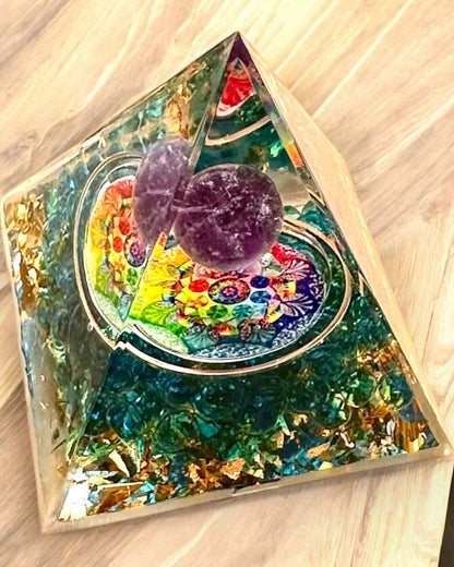 Piramidka Energetyczna orgonitowa "Mystic Aura"