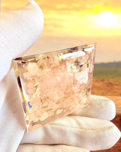 Piramidă Energetică orgonitică Piramida Energiei „Armonia Luminii” - Cristalină, pentru cadou