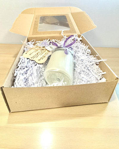 Lumânare din soia pentru intenții Ametist – liniște, armonie și purificare, 250 ml, posibilitate de personalizare pentru cadou