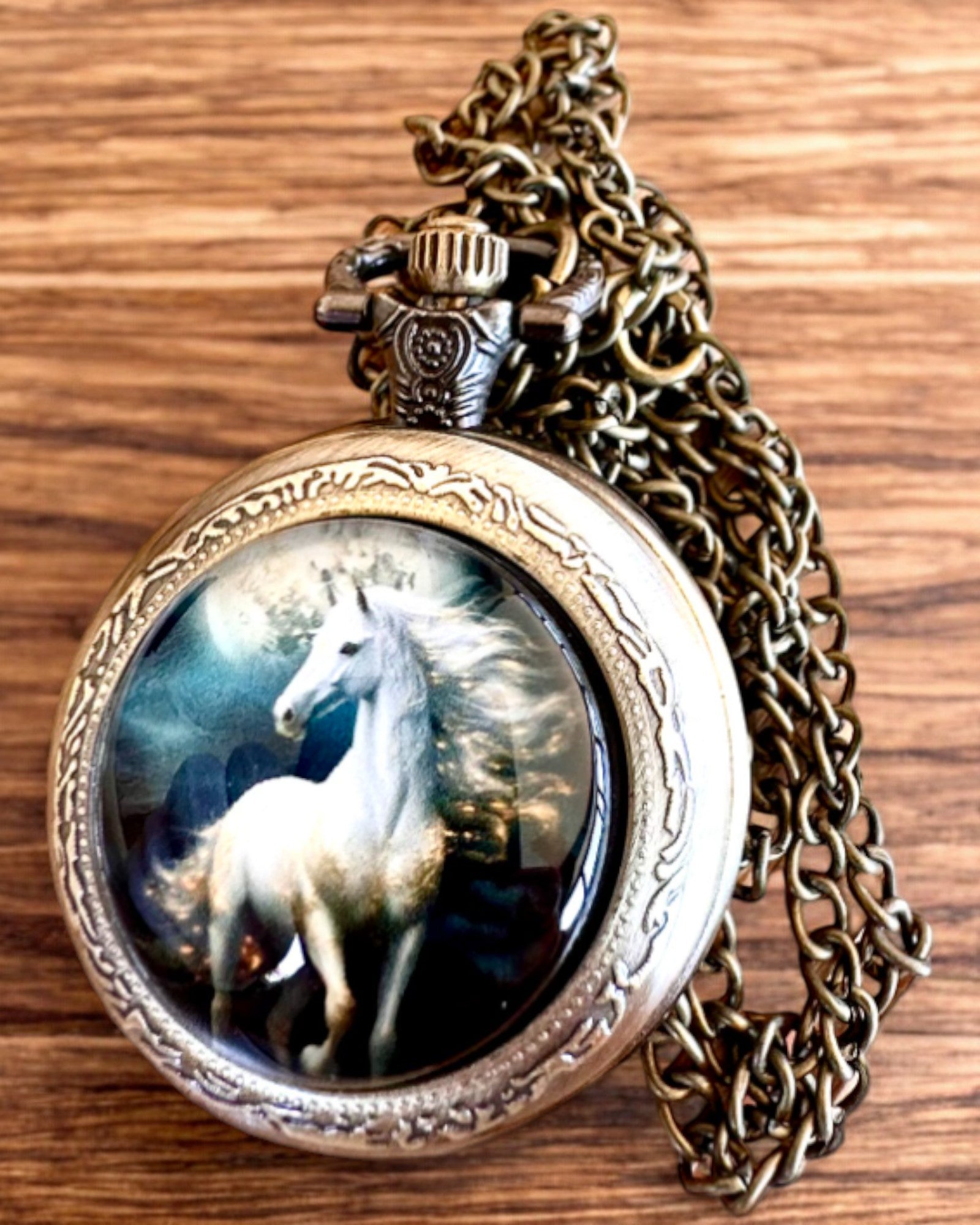 Ceas de buzunar Unicorn Elegance cu lanț, motiv unicorn, gravare personalizată gratuită