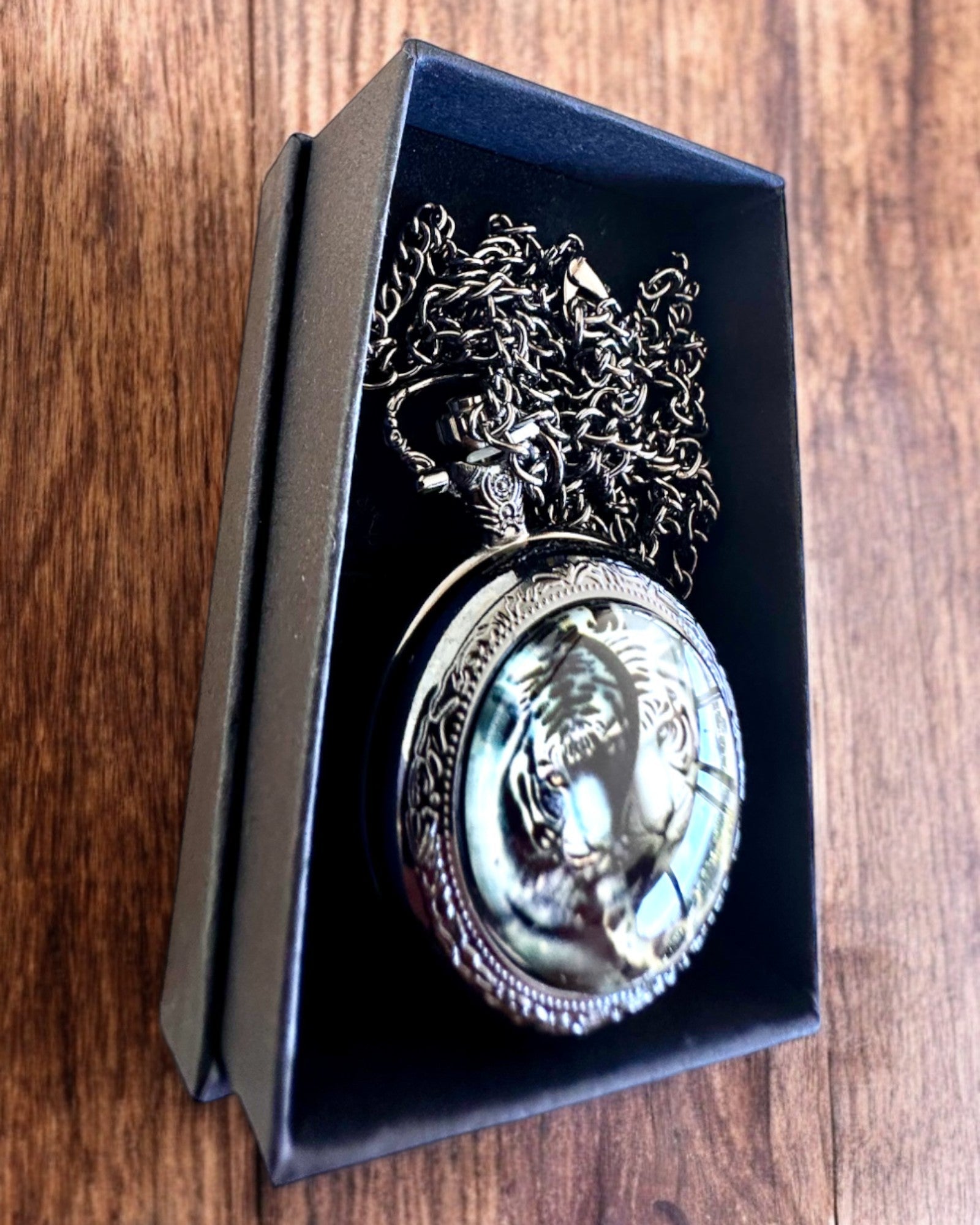 Ceas de buzunar „Tygrysia Elegancja” din oțel inoxidabil cu opțiune de gravare pentru cadou
