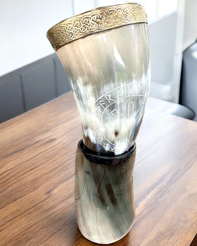 Cana din Corn "Viking Valor" - Gravură Manuală, Calitate Premium - 4 variante disponibile