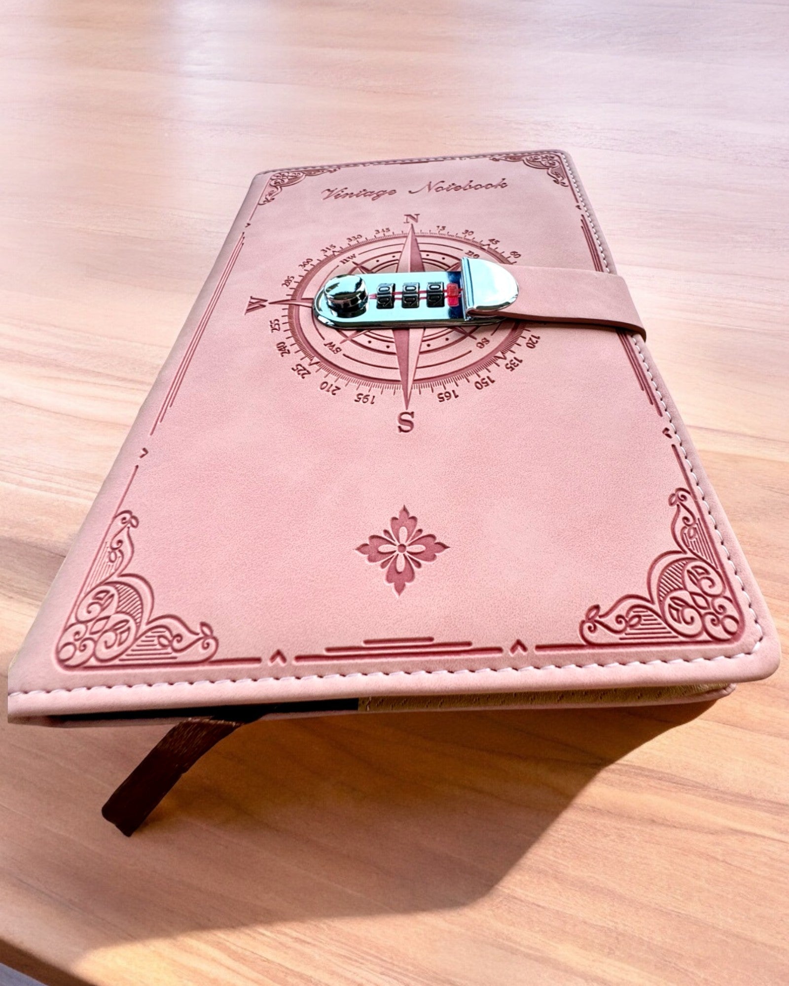 Notatnik Secret A5 Vintage cu blocare prin cod - Alege-ți Stilul, personalizare cu gravură pentru cadou