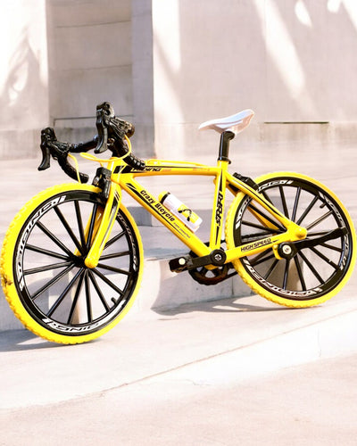 Model Miniatural Metalic Bicicletă Roșie "SpeedMaster" personalizare cu gravură pentru cadou, 2 variante de culori