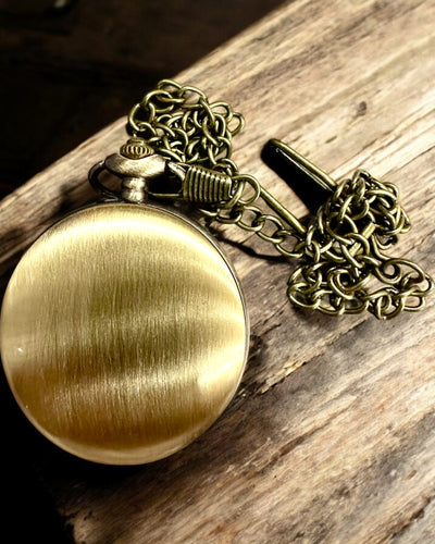 Busolă de buzunar antică bronz-aurie cu model filigranat – Perfectă pentru exploratori și iubitorii de retro. Personalizare cu gravură
