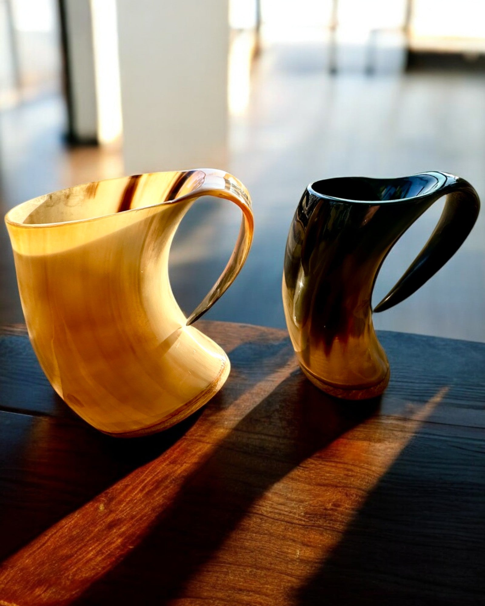 Kompaktowy, 350 ml, Pahar Sculptat 'Majstersztyk' cu posibilitate de personalizare prin gravură - 2 variante de culoare