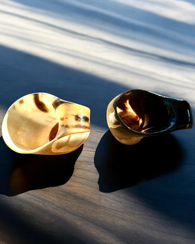 Kompaktowy, 350 ml, Kufel Rzeźbiony Majstersztyk z możliwością personalizowania grawerem - 2 warianty kolorystyczne