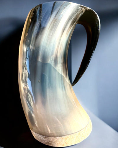 Kompaktowy, 350 ml, Kufel Rzeźbiony Majstersztyk z możliwością personalizowania grawerem - 2 warianty kolorystyczne