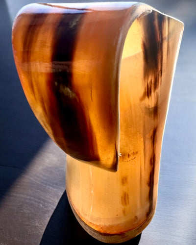 Kompaktowy, 350 ml, Kufel Rzeźbiony Majstersztyk z możliwością personalizowania grawerem - 2 warianty kolorystyczne