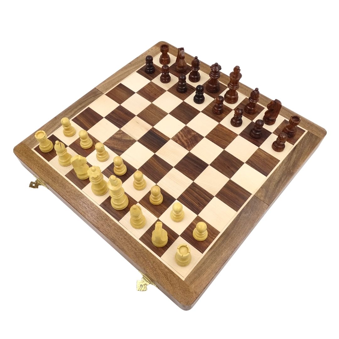Șah din lemn 40x40 cm cu gravură - tablă de șah pliabilă din palisandru indian, în culoare maro-bej