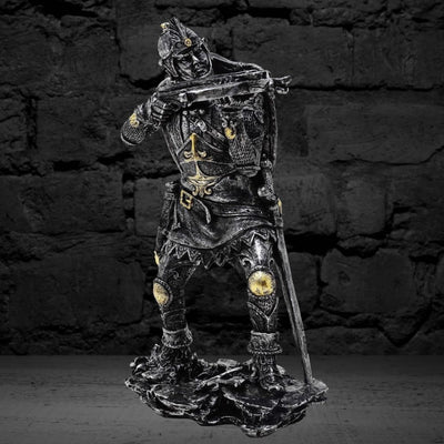 Figurină cavaler medieval cu arbaletă 20cm, cu posibilitate de personalizare prin gravură - decorațiune argintiu-aurie, cadou pentru iubitorii de istorie și fantasy - pictată manual din polirășină