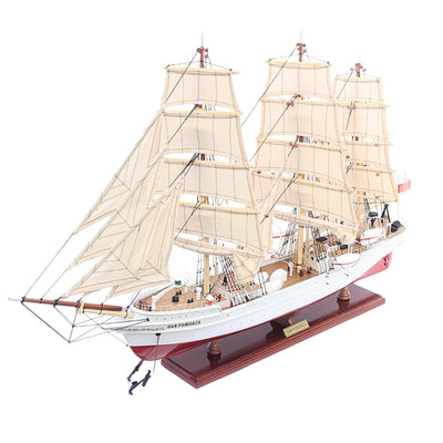Ekskluzywny model żaglowca Dar Pomorza 82 cm z możliwością personalizacji grawerem